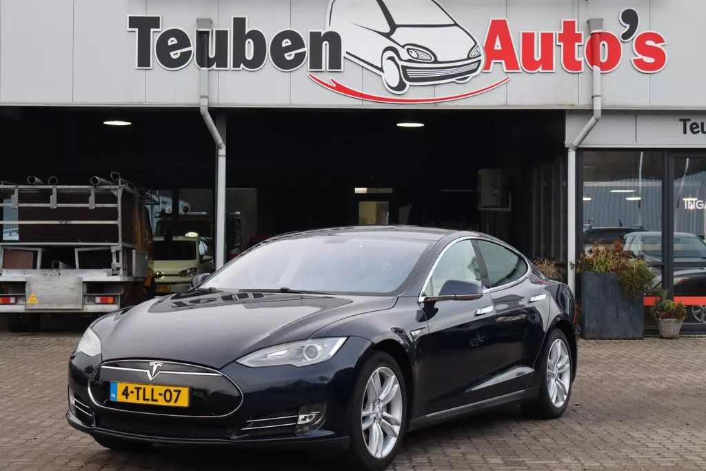 Tesla Model S 85 Base 87,6% SOH, Cruise control, Camera, Lederen interieur, Panoramadak, CCS Adapter