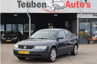 Volkswagen Passat 1.8-5V Turbo Trendline Airco, Climate control, Cruise control, Lichtmetalen wielen, Zie foto's!!