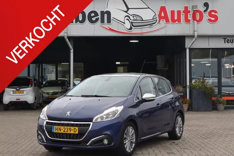 Peugeot 208 1.2 PureTech Allure Panoramadak, Cruise control, Climate control