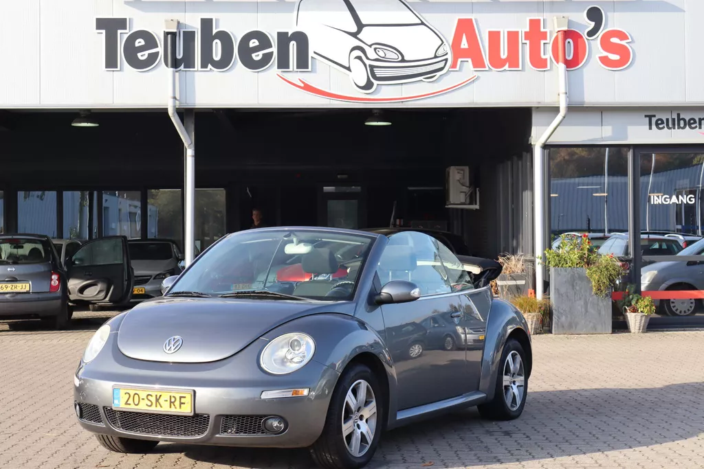 Volkswagen New Beetle Cabriolet 1.6 Highline Airco, Trekhaak, Stoelverwarming, Cruise control
