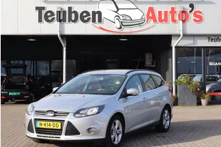 Ford Focus Wagon 1.0 EcoBoost Titanium Trekhaak, Stoelverwarming, Lichtmetalen wielen, Climate control