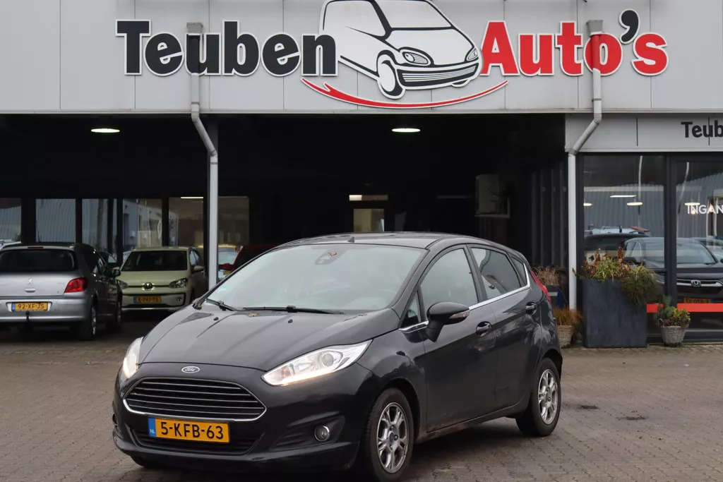 Ford Fiesta 1.6 TDCi Lease Titanium Navigatie, Climate control, Cruise control, Elektrische ramen
