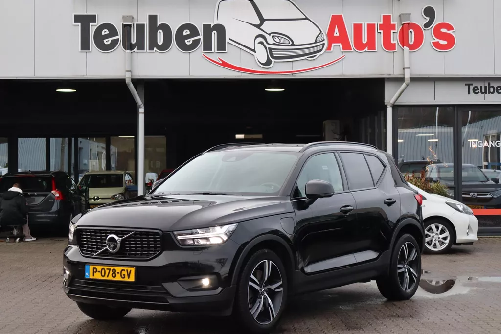 Volvo XC40 1.5 T5 Recharge Inscription (BTW AUTO), Panoramadak, Navigatie, Apple Carplay, Auto pilot, Harman/Kardon, Stoel- en stuurverwarming