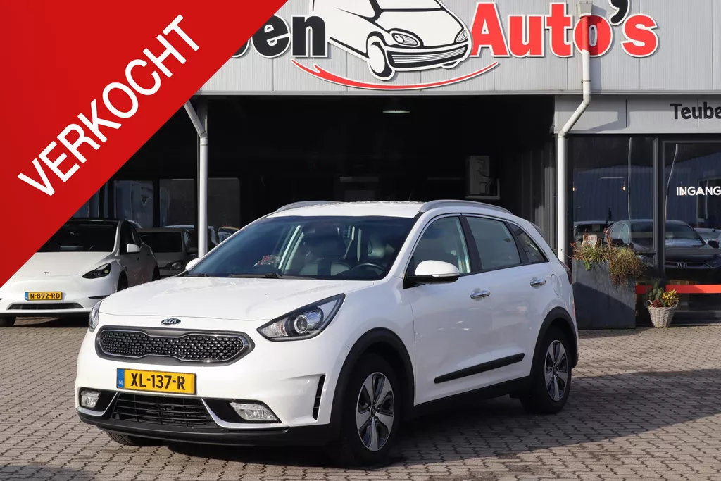 Kia Niro 1.6 GDi Hybrid DynamicLine Navigatie, Cruise control, Camera, Trekhaak, Lichtmetalen wielen