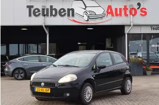 Fiat Grande Punto 1.4 Dynamic Airco, Elektrische ramen, Cruise control APK t/m 28-08-2026