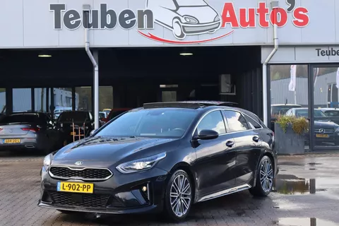Kia ProCeed 1.5 T-GDI GT-PlusLine Panoramadak, Schuif- kanteldak, Navigatie, Apple Carplay, Voorstoelen en achterbank verwarmbaar, JBL sound