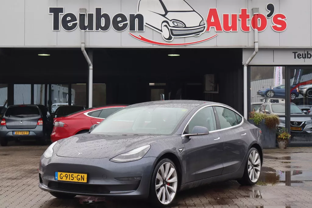 Tesla Model 3 Performance AWD 75 kWh SOH 88,3%, Autopilot computer 3.0, Auto moet nog gereinigd worden, Cruise control, Stoelverwarming