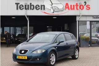 SEAT Leon 1.6 Sportstyle Airco, Cruise control, Radio cd speler, Elektrische ramen