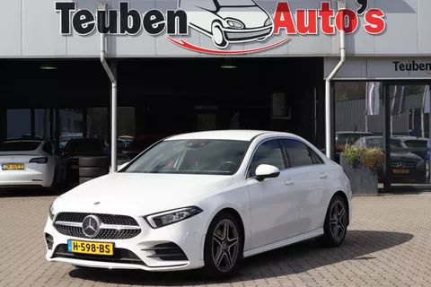 Mercedes-Benz A-klasse 180 Business Solution AMG Virtual Cockpit | Navigatie | Camera | Stoelverwarming | Apple Carplay
