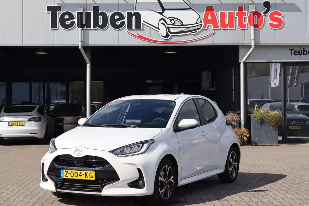 Toyota Yaris 1.5 Hybrid 115 First Edition Camera, Climate control, Automaat, Cruise control