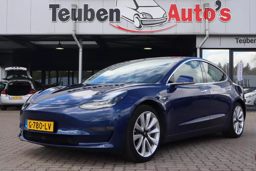 Tesla Model 3 Long Range AWD 75 kWh | SOH 89,3% | Trekhaak | Full Self-Driving Capability