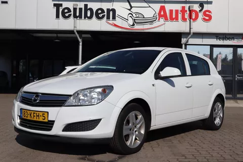 Opel Astra 1.4 Edition | Parkeersensoren achter | Nette Auto | Airco | Elektrische ramen