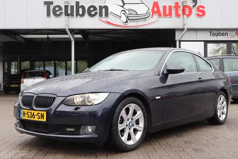 BMW 3-serie Coup&eacute; 325i | Handbak | Lederen bekleding | Climate control | Cruise control