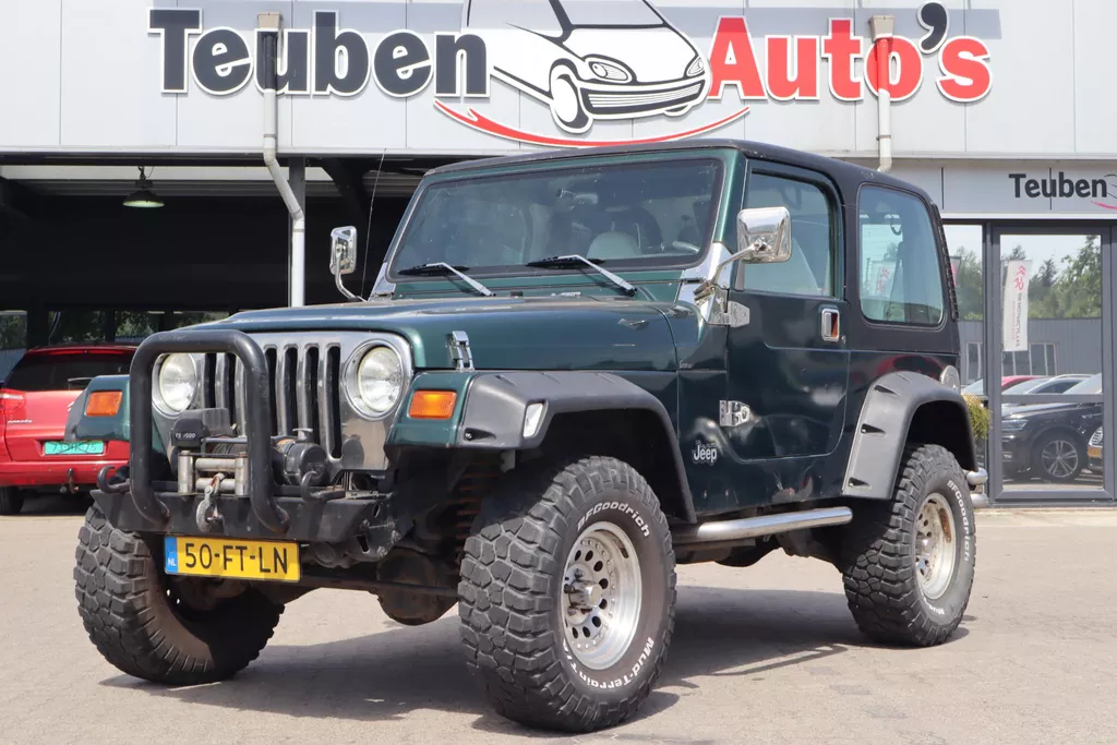 Jeep Wrangler 4.0i Hardtop | 6-cil | Lier | Trekhaak