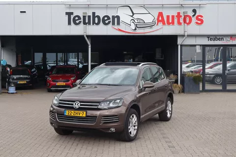 Volkswagen Touareg 3.0 TSI Hybrid Highline | trekhaak | Panoramadak | Luchtvering | Lederenbekleding |