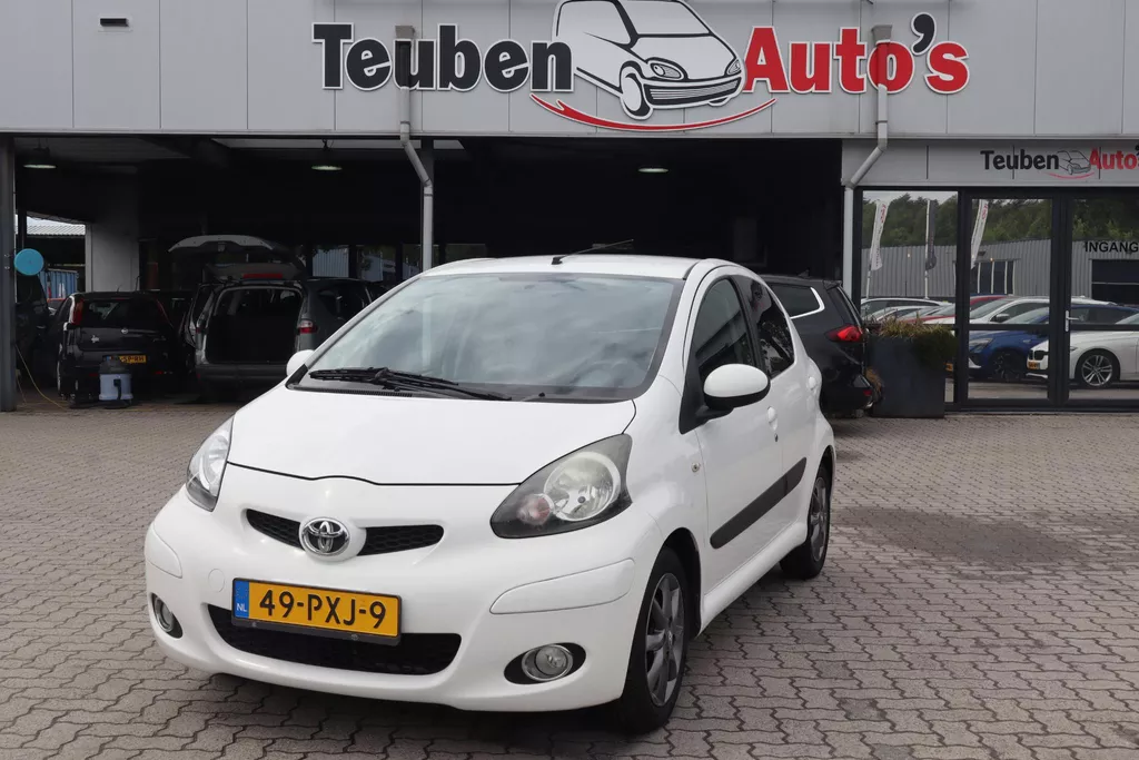 Toyota Aygo 1.0-12V Dynamic Navigator | NL Auto | Airco | Automaat | Elek pakket