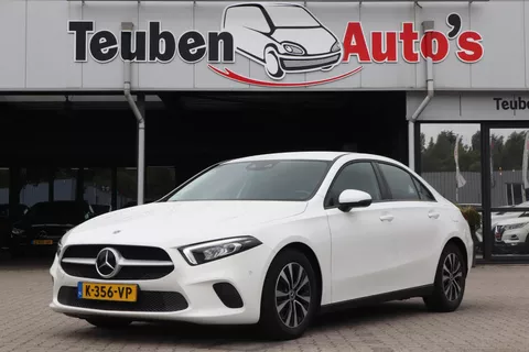 Mercedes-Benz A-klasse 180 Business Solution | Adaptive Cruise | Climate Control | Stoelverwarming