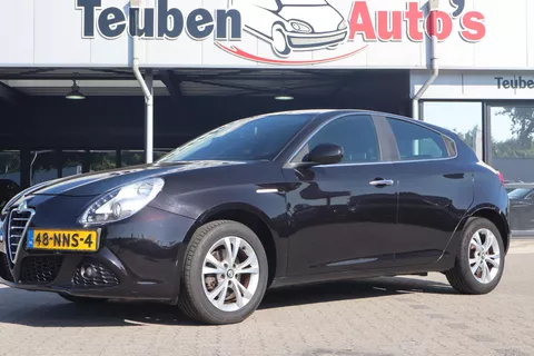 Alfa Romeo Giulietta 1.4 T Distinctive | 6 versnellingen | Climate control | zie foto's!