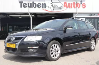 Volkswagen Passat Variant 1.6 TDI BlueMotion | Navi RNS 510 | Rijdt en stuurt zeer goed |Cruise control | Climate control | Trekhaak