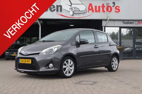 Toyota Yaris 1.5 Full Hybrid Dynamic | Automaat | Climate control | 2013 | Nette auto!