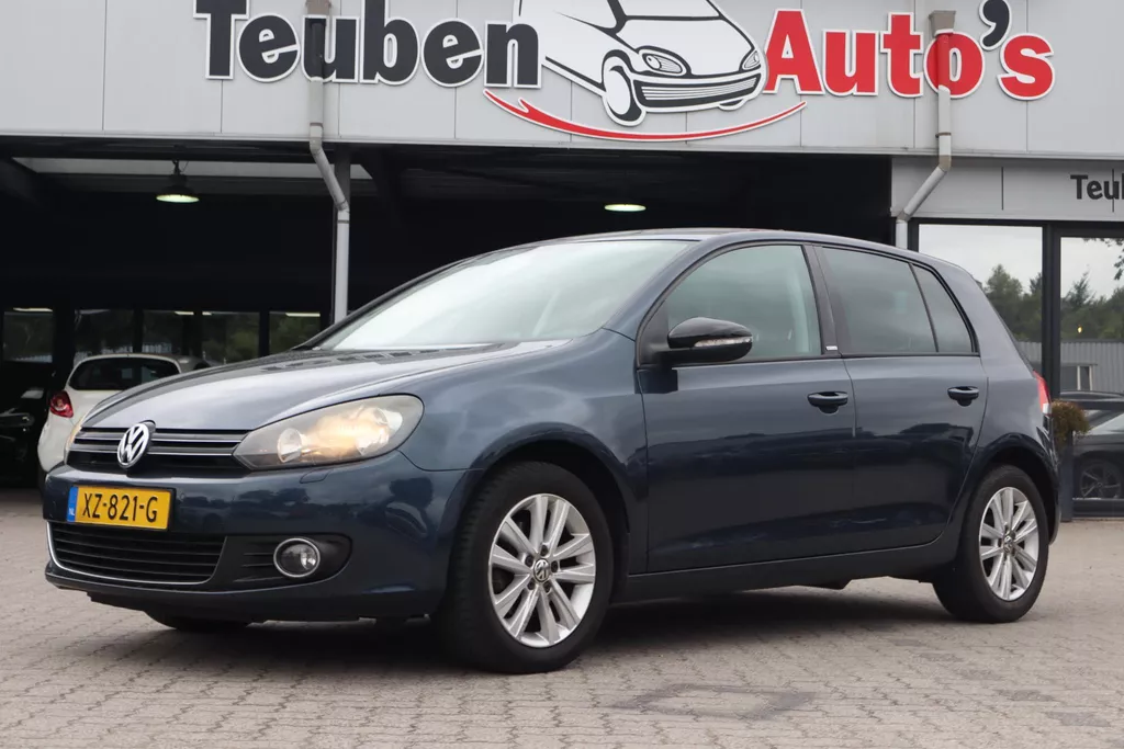 Volkswagen Golf 1.2 TSI Trendline BlueMotion | Cruise control | Climate control | 132.921Km | Nette auto!