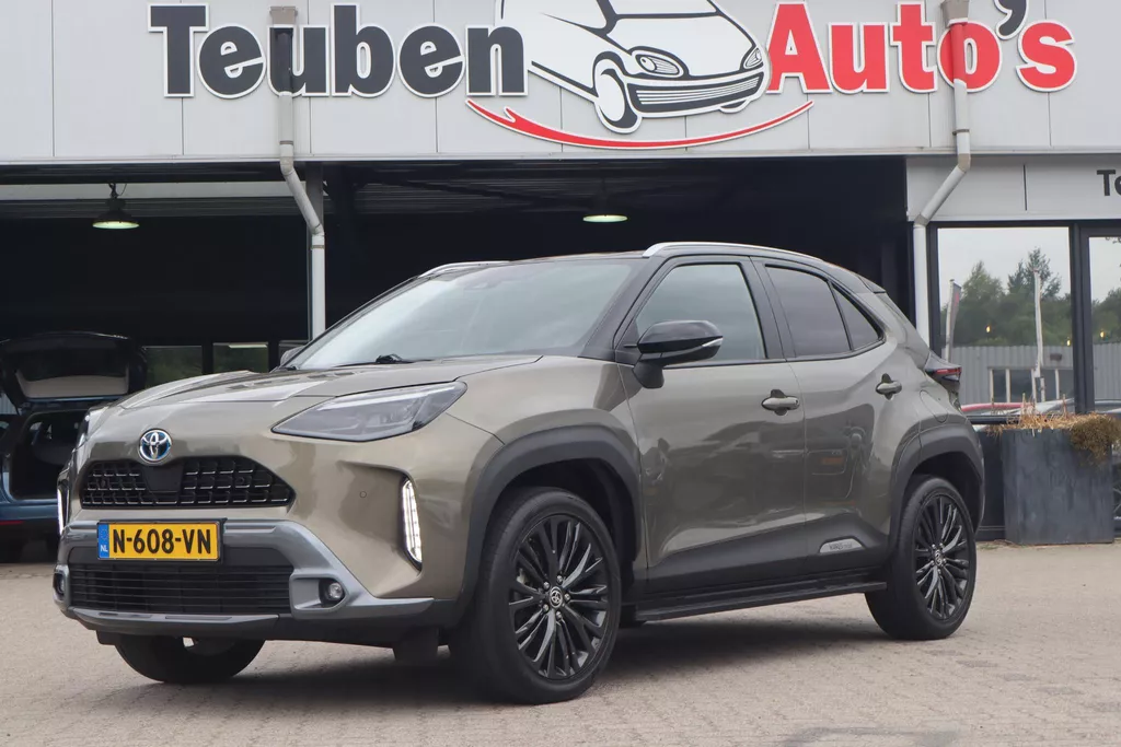 Toyota Yaris Cross 1.5 Hybrid Adventure | NL auto | Nieuwprijs &euro;37.339,-  Afneembare Trekhaak | Stoelverwarming | 40.128Km | Electrische Achterklep | 2022