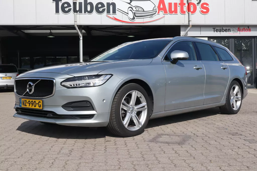 Volvo V90 2.0 D3 Momentum | Leder |  Adaptive cruis | Trekhaak | 2017 | Nette auto!