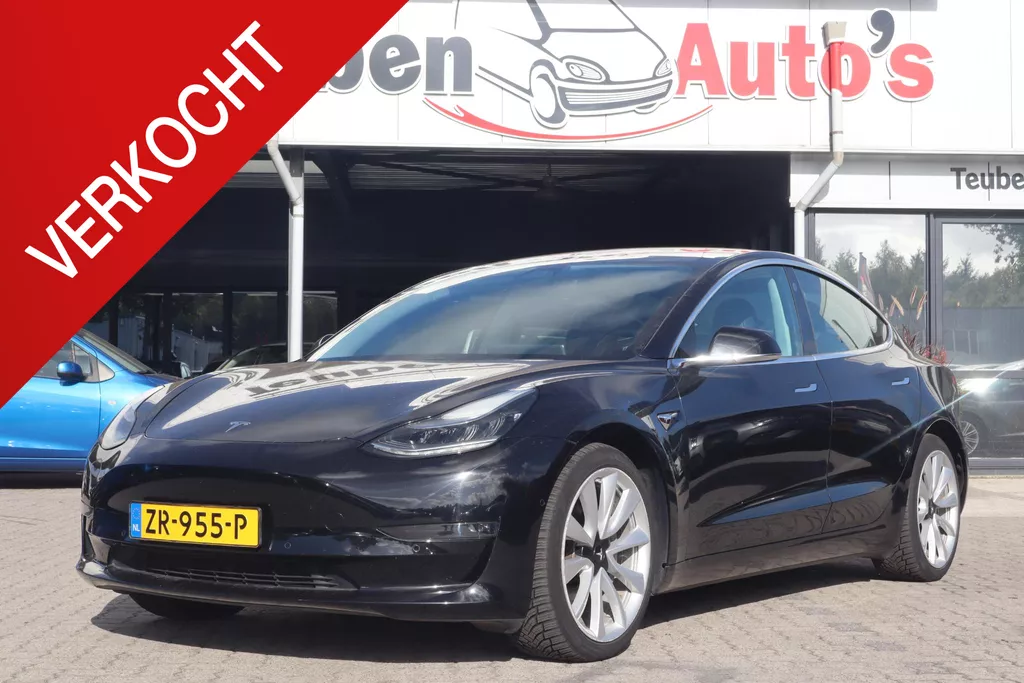 Tesla Model 3 Long Range AWD 75 kWh | SOH 88,6% | Lichtmetalen Velgen | Basic Autopilot | Trekhaak