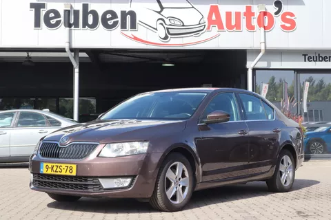 Skoda Octavia 1.2 TSI Greentech Ambition | Automaat | Multimedia | Trekhaak | Onderhouden