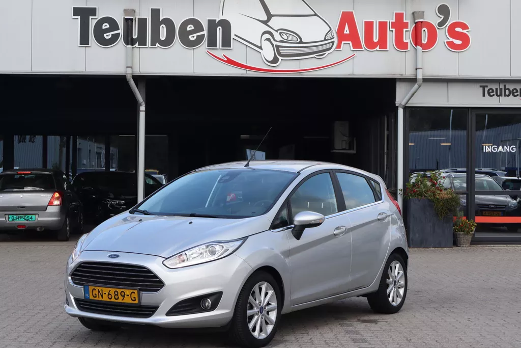 Ford Fiesta 1.0 EcoBoost Titanium Navigatie, Climate control, Lichtmetalen wielen, Cruise control,