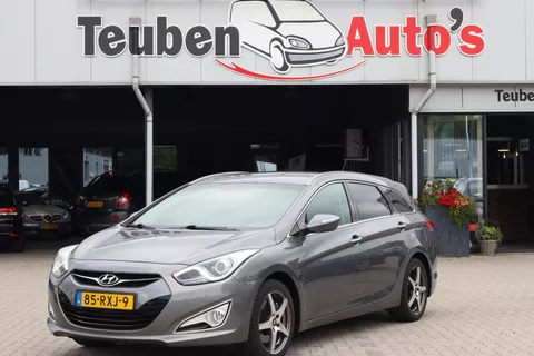 Hyundai i40 Wagon 2.0 GDI i-Vision Camera, Navigatie, Trekhaak, Cruise control, Lichtmetalen wielen