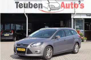 Ford Focus Wagon 1.0 EcoBoost Titanium Koppeling niet goed. Lane control, Climate control, Navigatie, Koppeling niet goed.