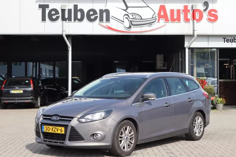 Ford Focus Wagon 1.0 EcoBoost Titanium Koppeling niet goed. Lane control, Climate control, Navigatie, Koppeling niet goed.
