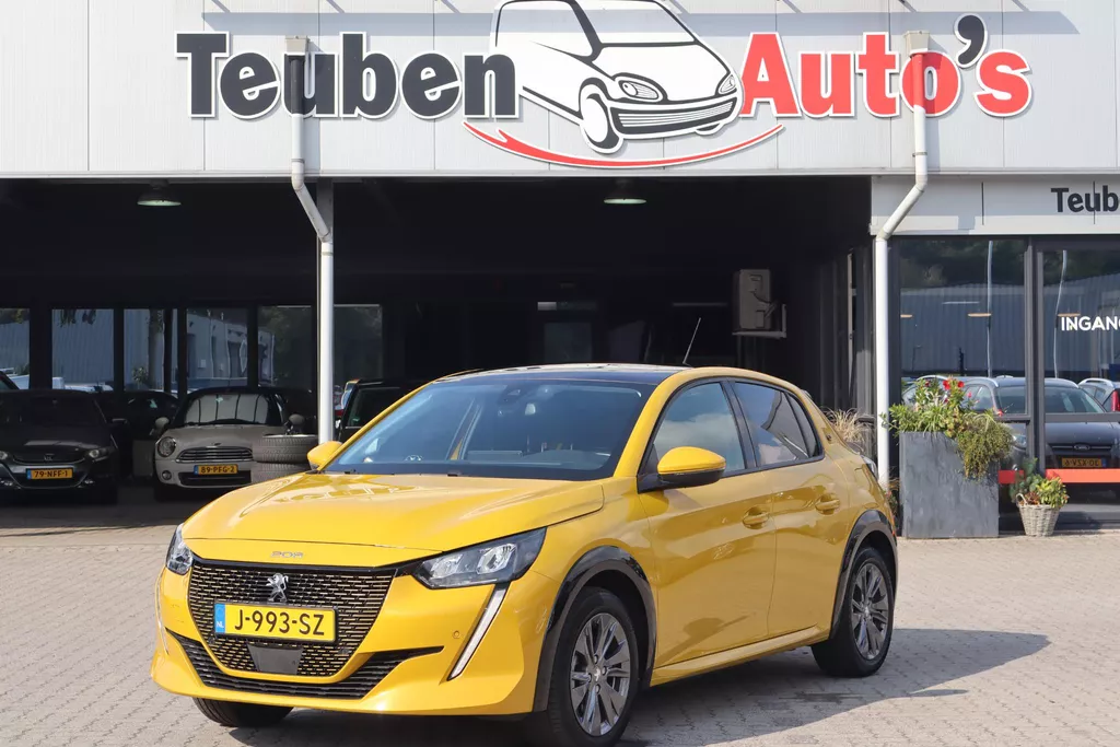 Peugeot e-208 EV Allure 50 kWh SOH 93%, BTW Auto, Adaptieve cruise control, Panoramadak, Camera, Virtual Cockpit