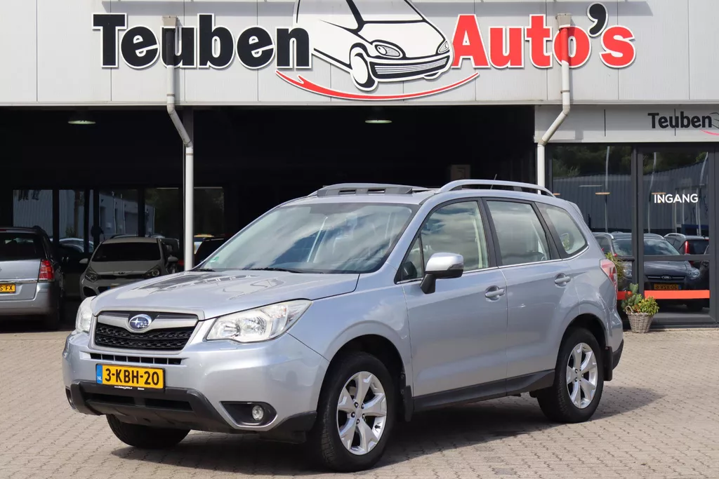 Subaru Forester 2.0 Executive Climate control, Navigatie, Cruise control, Schuif- kanteldak, Trekhaak, Camera