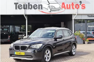 BMW X1 sDrive18i Executive Panoramadak, Schuif- kanteldak, Navigatie, Climate control, Cruise control, Elektrische ramen