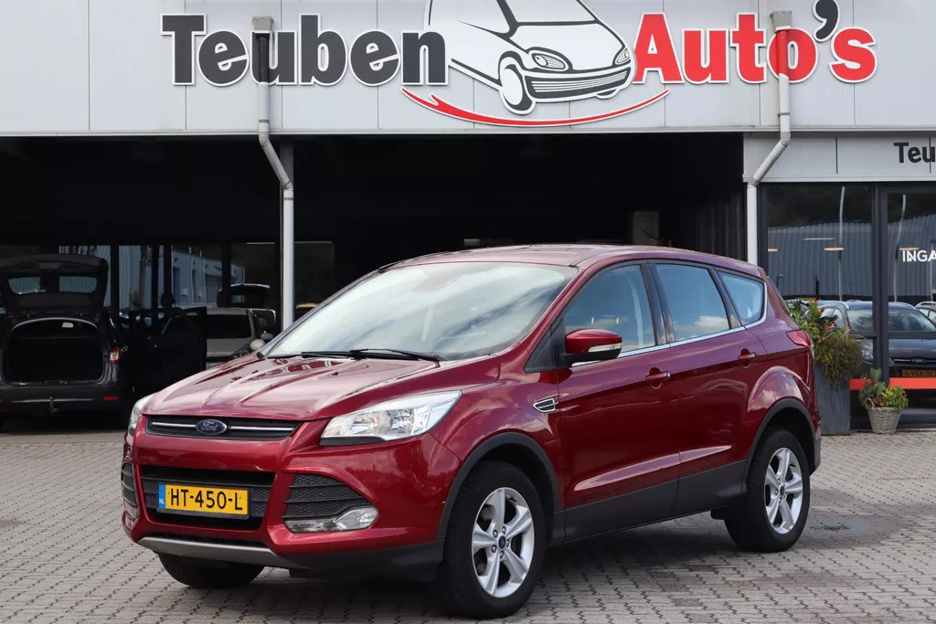 Ford Kuga 1.5 Trend Edition Navigatie, Cruise control, Climate control, Elektrische ramen, Trekhaak