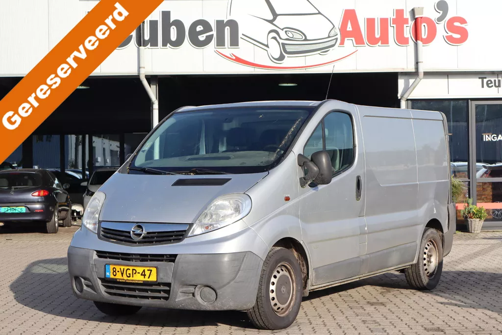 Opel Vivaro 2.5 CDTI L1H1 (APK geldig t/m 02-06-2026), Airco, Radio cd speler, Trekhaak, Elektrische ramen