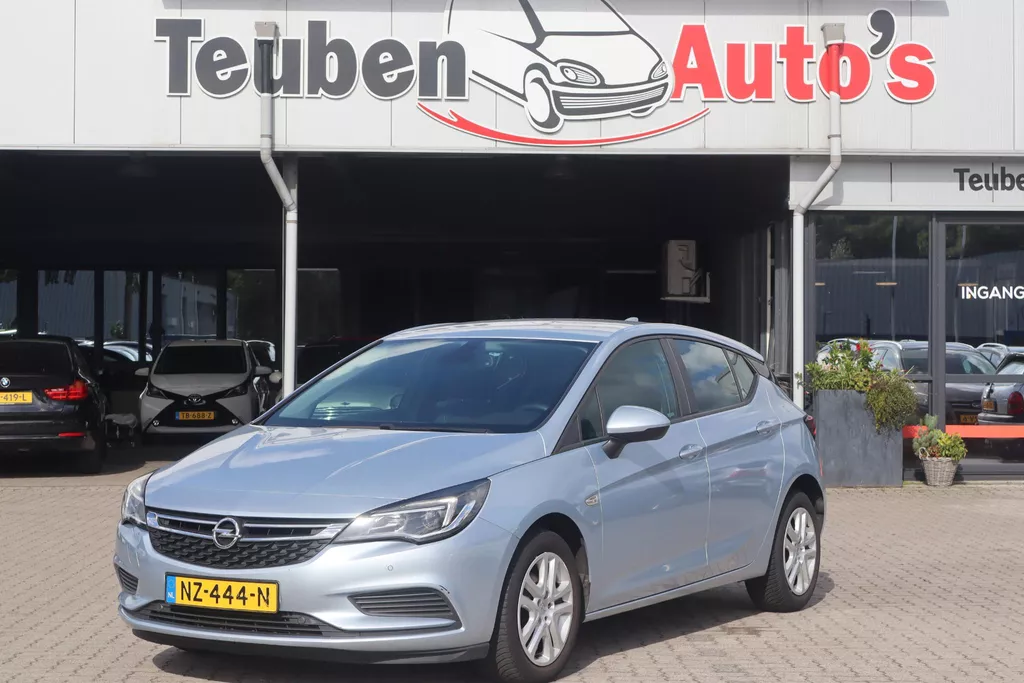 Opel Astra 1.0 Online Edition Camera, Navigatie, Apple Carplay, Cruise control