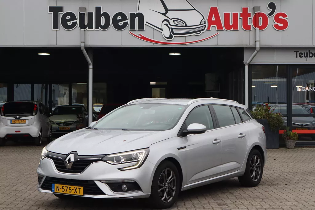 Renault M&eacute;gane Estate 1.5 dCi Limited Navigatie, Trekhaak, Climate control, Cruise control, Lichtmetalen wielen