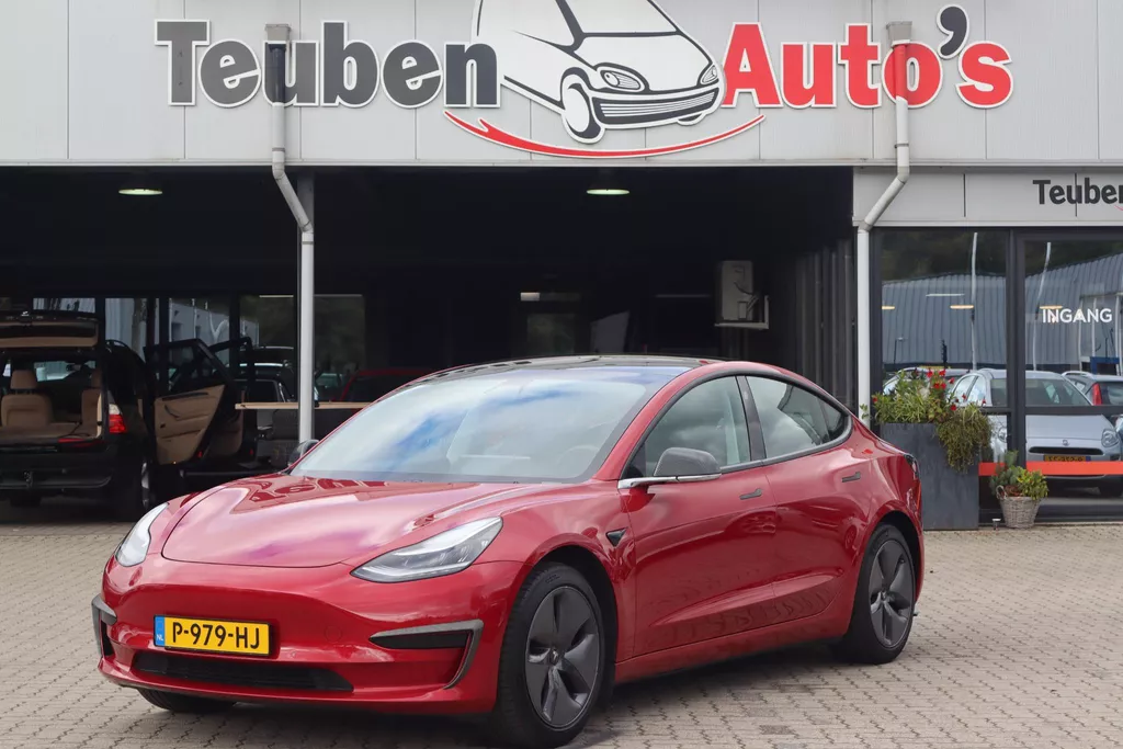 Tesla Model 3 Standard RWD Plus 60 kWh (&euro;17.999,- excl. BTW), 90% SOH, Lederen interieur, Cruise control, 360 Camera, Autopilot computer 3