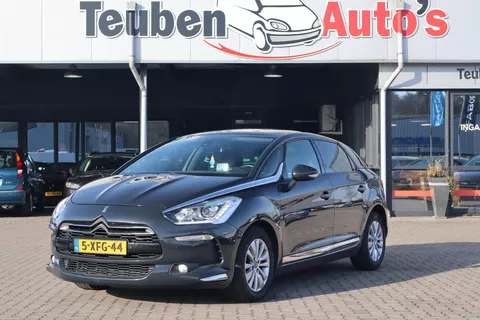 Citroen DS5 1.6 BlueHDi Business Executive Airco, Climate control, Panoramadak, Cruise control, Trekhaak Citroen DS5 1.6 BlueHDi Business Executive Airco, Climate control, Panoramadak, Cruise control, Trekhaak
