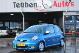Toyota Aygo 1.0-12V Dynamic Blue Airco, Elektrische ramen, Auto is verlaagd!