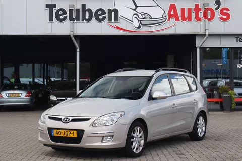 Hyundai i30 CW 1.6 CRDi Style Trekhaak, Climate control, Elektrische ramen