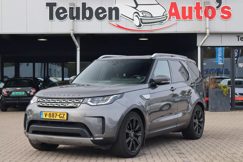 Land Rover Discovery 3.0 SDV6 HSE Luxury Navigatie, Camera, Elektrisch uitklapbare trekhaak, Voorstoelen- en stuurwiel verwarmbaar, Climate control, Cruise control