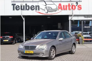Mercedes-Benz C-klasse 200 K. Elegance Cruise control, Climate control, Trekhaak, Lichtmetalen wielen