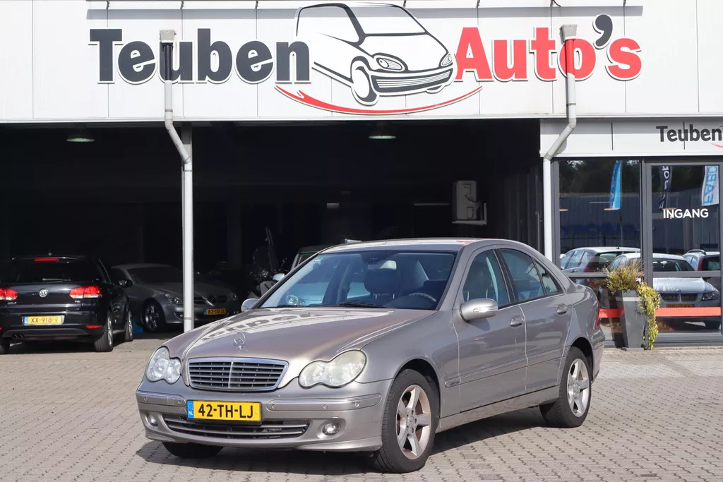 Mercedes-Benz C-klasse 200 K. Elegance Cruise control, Climate control, Trekhaak, Lichtmetalen wielen