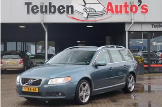 Volvo V70 2.0 D4 Summum (5 Cilinder)Navigatie, Lederen interieur, Stoelverwarming, Trekhaak, Cruise control, Distributie v.v. bij 188.447 km