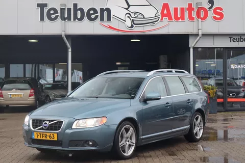 Volvo V70 2.0 D4 Summum (5 Cilinder)Navigatie, Lederen interieur, Stoelverwarming, Trekhaak, Cruise control, Distributie v.v. bij 188.447 km