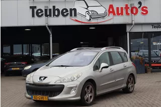 Peugeot 308 1.6 THP XT 6 Persoons, Panoramadak, Trekhaak, Motorstoringslampje brand.
